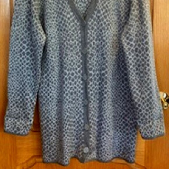 Isaac Mizrahi Live! Knit Gray Animal Cotton Blend Cardigan Sweater Button Sz: L - Picture 2 of 8